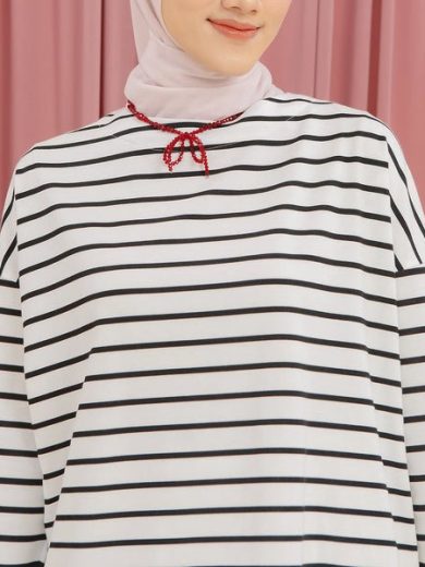 Ulyani Black and White Stripe Tops HijabChic - Image 3